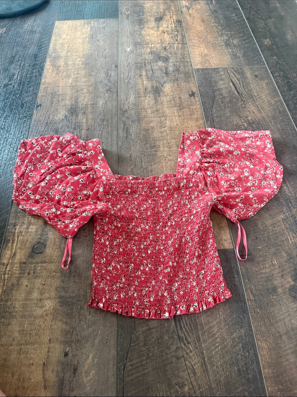 Japna Red Floral Smocked Puff-Sleeve Crop Top